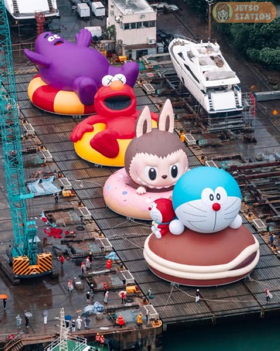 多啦A夢LABUBU等4個巨型充氣雕塑 維港海上大巡遊即將登場
